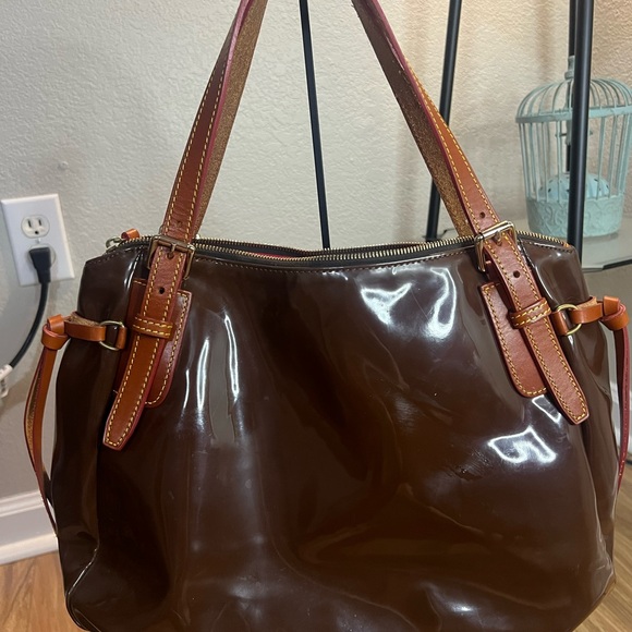 Dooney & Bourke Brown Patent Leather Tote Bag EUC - Picture 2 of 7